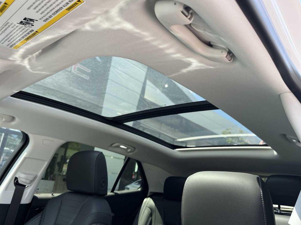 new 2025 Buick Envision car, priced at $42,740