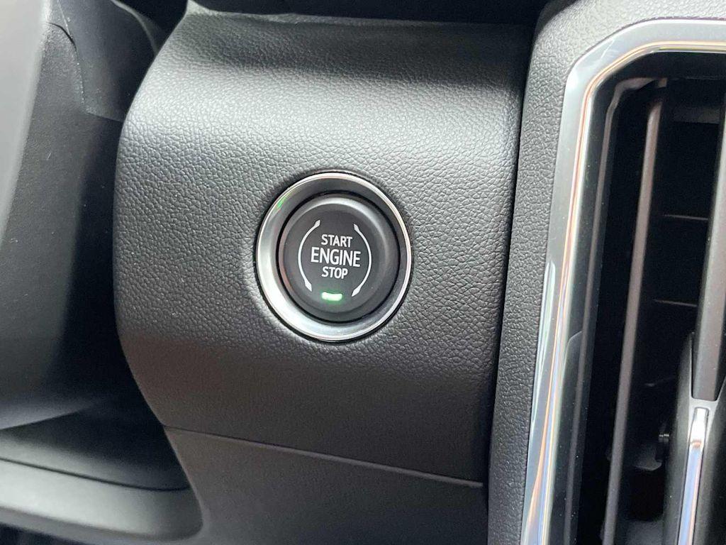 new 2025 GMC Acadia car, priced at $44,834