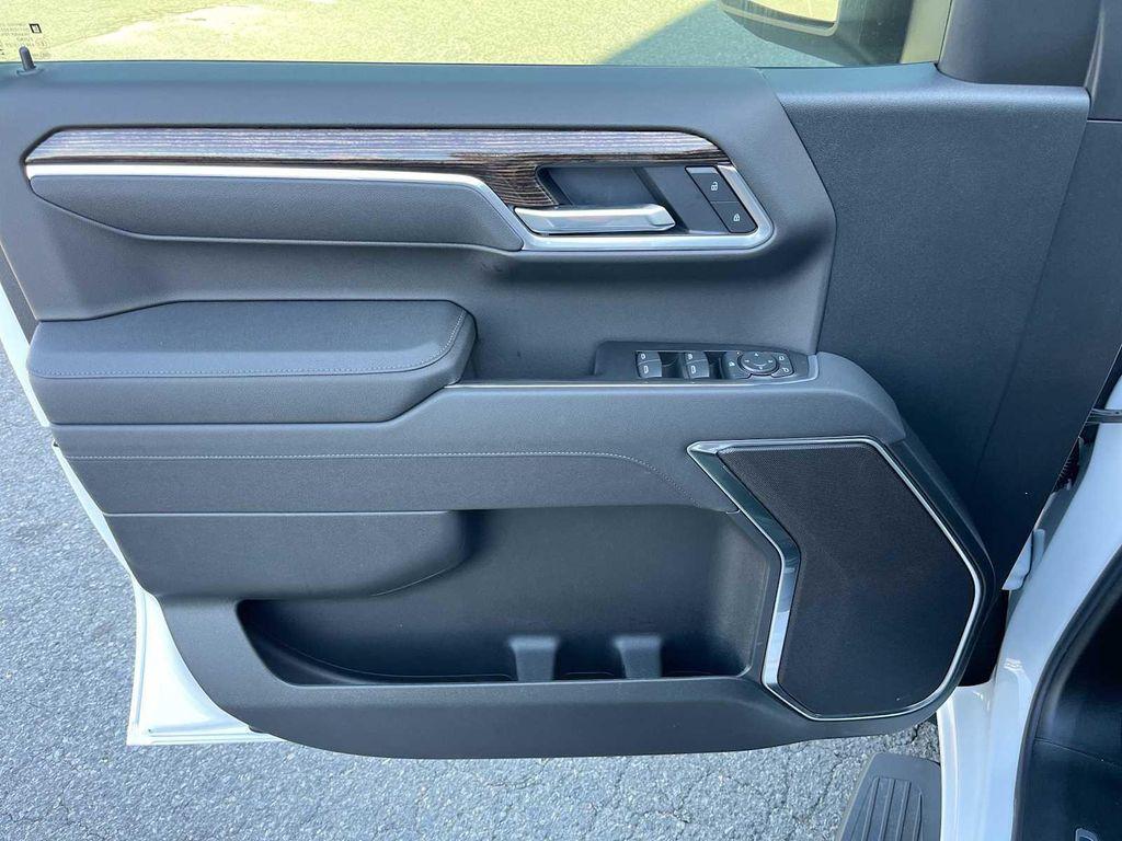 new 2025 GMC Sierra 1500 car, priced at $63,910
