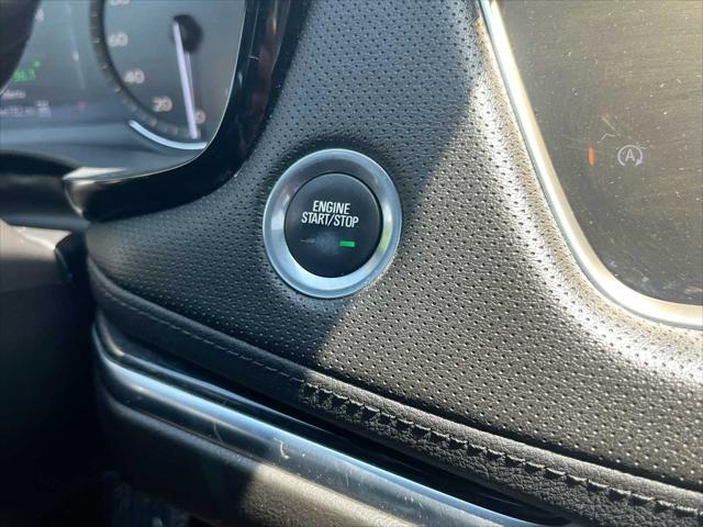 used 2023 Cadillac XT5 car, priced at $29,888