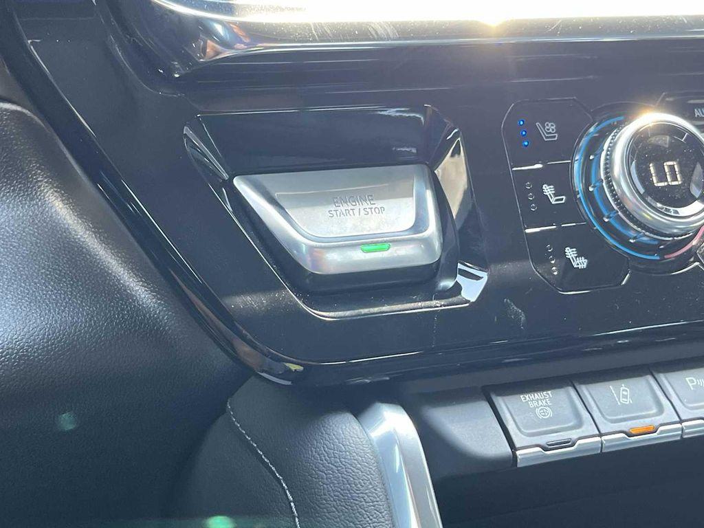 new 2025 GMC Sierra 2500 car, priced at $90,460