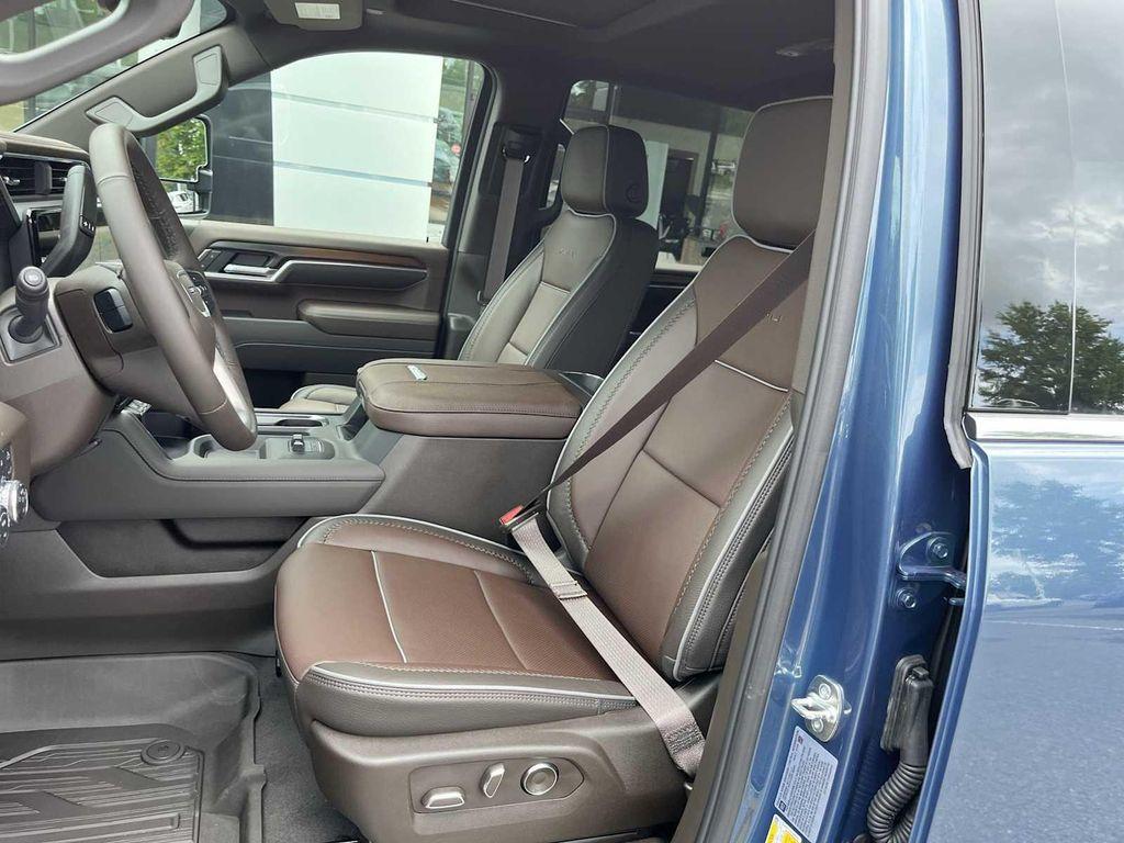 new 2025 GMC Sierra 2500 car, priced at $90,454