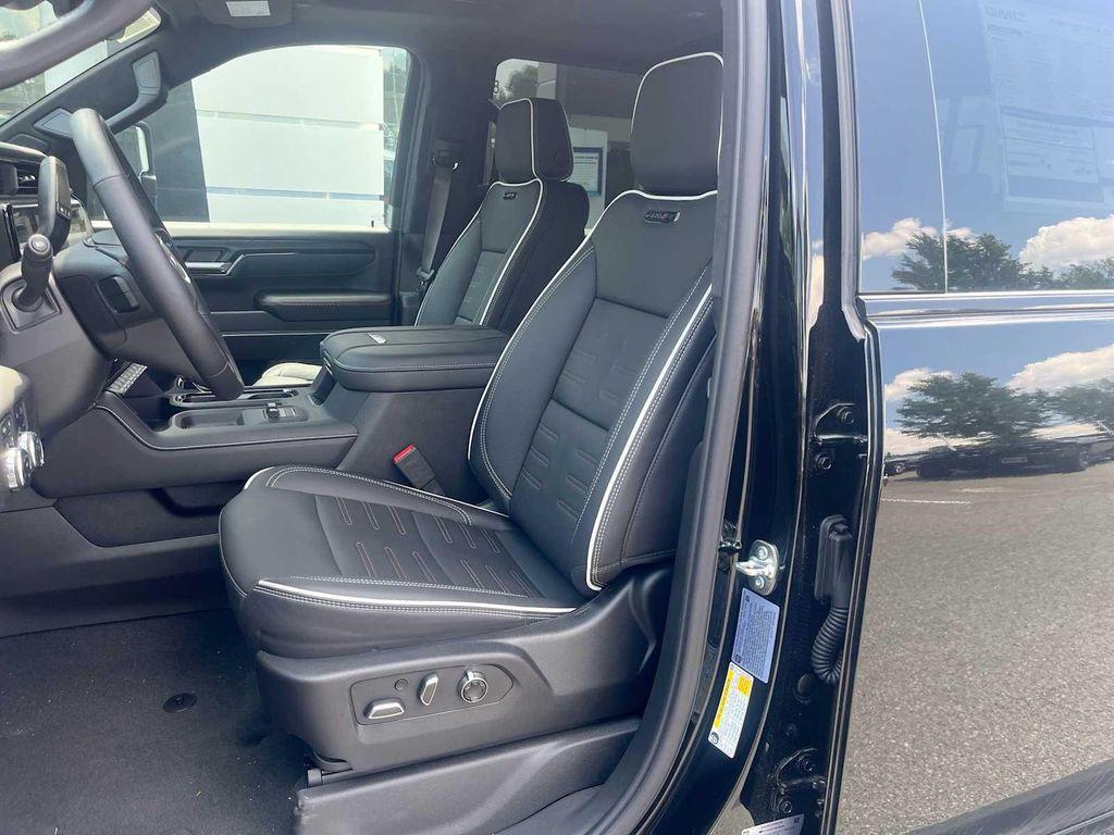 new 2025 GMC Sierra 2500 car, priced at $96,920