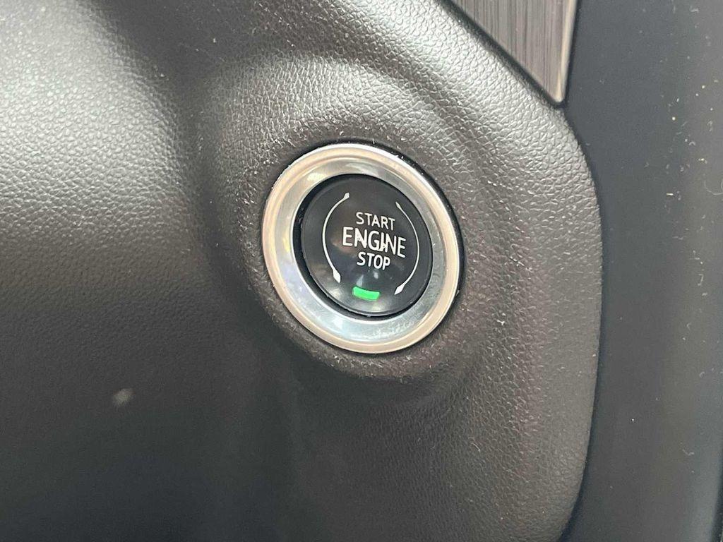 used 2019 GMC Sierra 1500 car, priced at $33,823