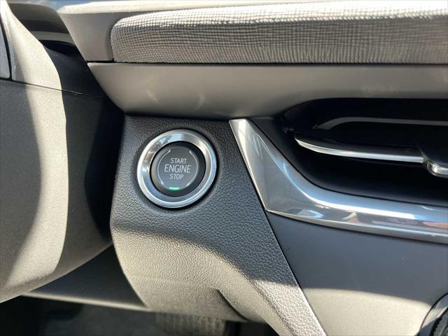new 2025 Buick Envista car, priced at $26,625