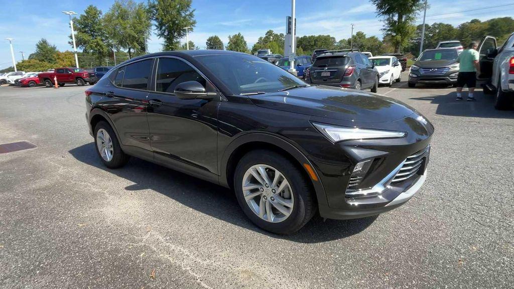 new 2026 Buick Envista car, priced at $28,080