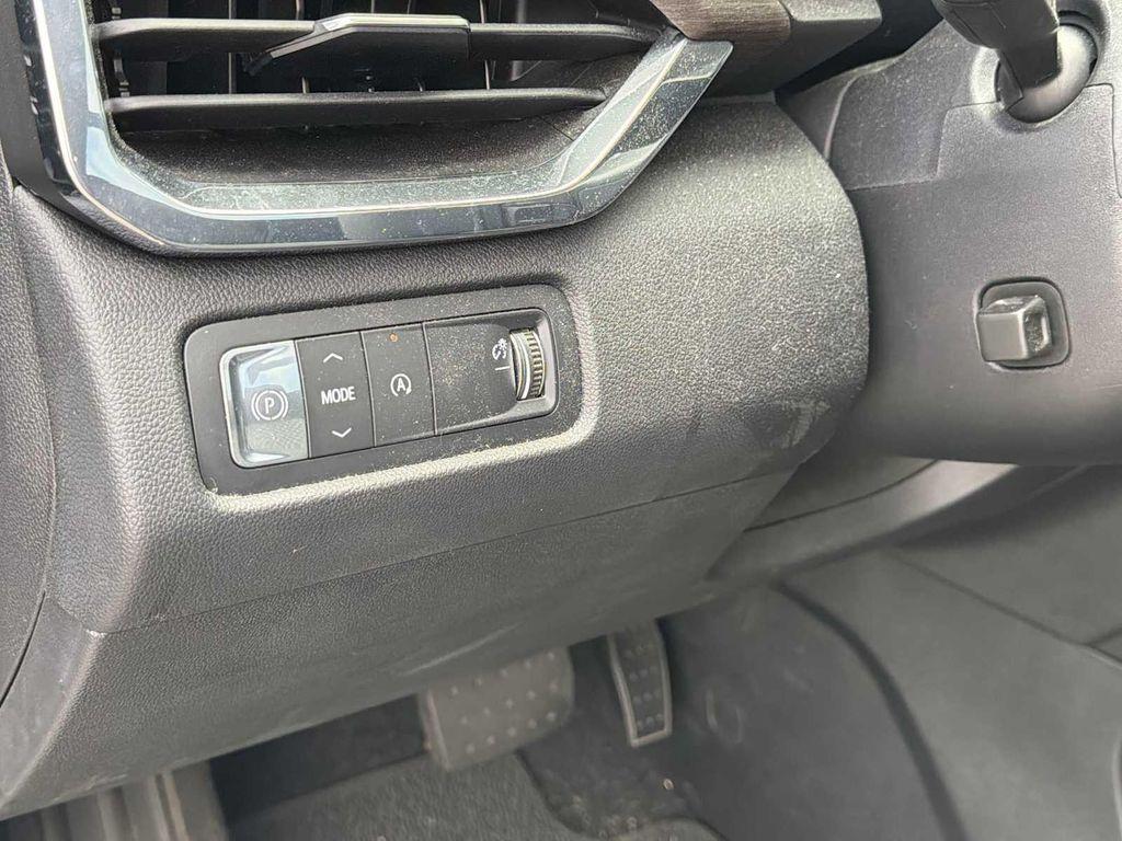 used 2024 GMC Acadia car, priced at $49,823