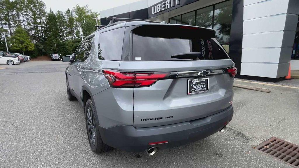 used 2023 Chevrolet Traverse car, priced at $31,812