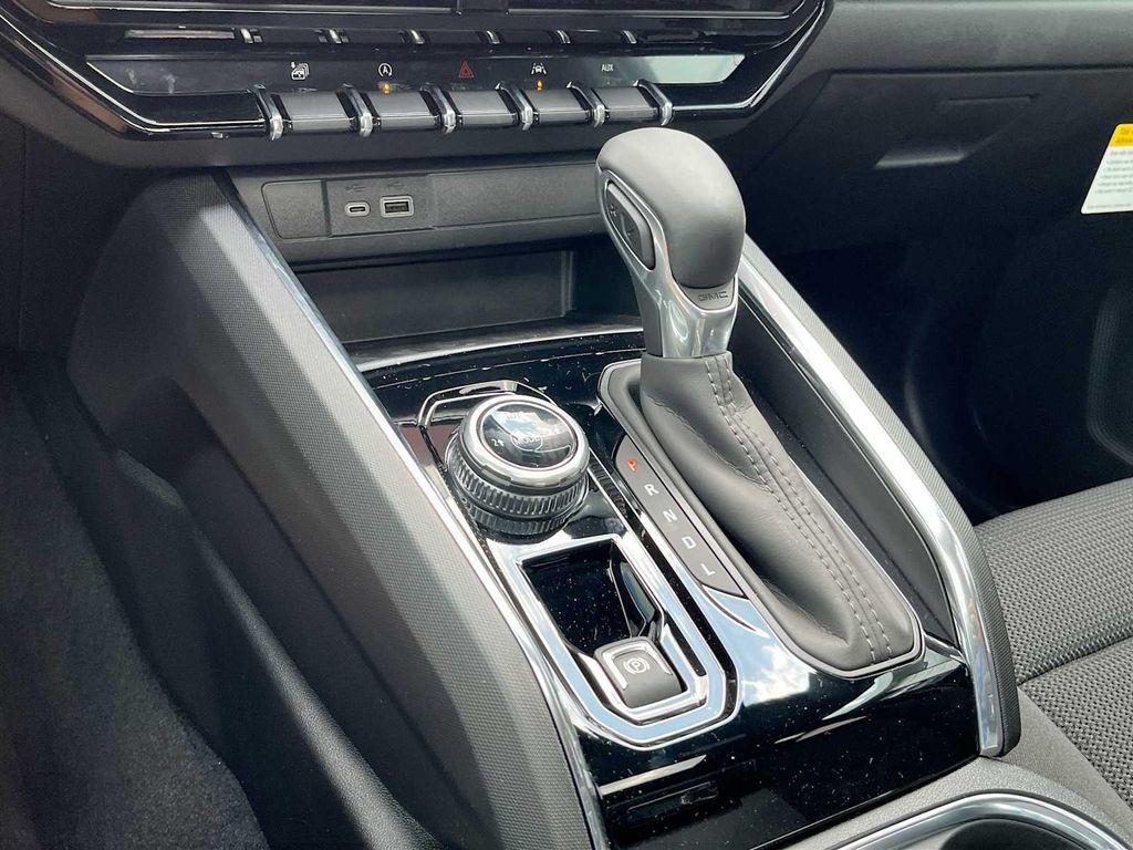 new 2025 GMC Canyon car, priced at $47,925