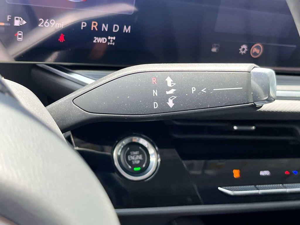 new 2025 Buick Envision car, priced at $39,245