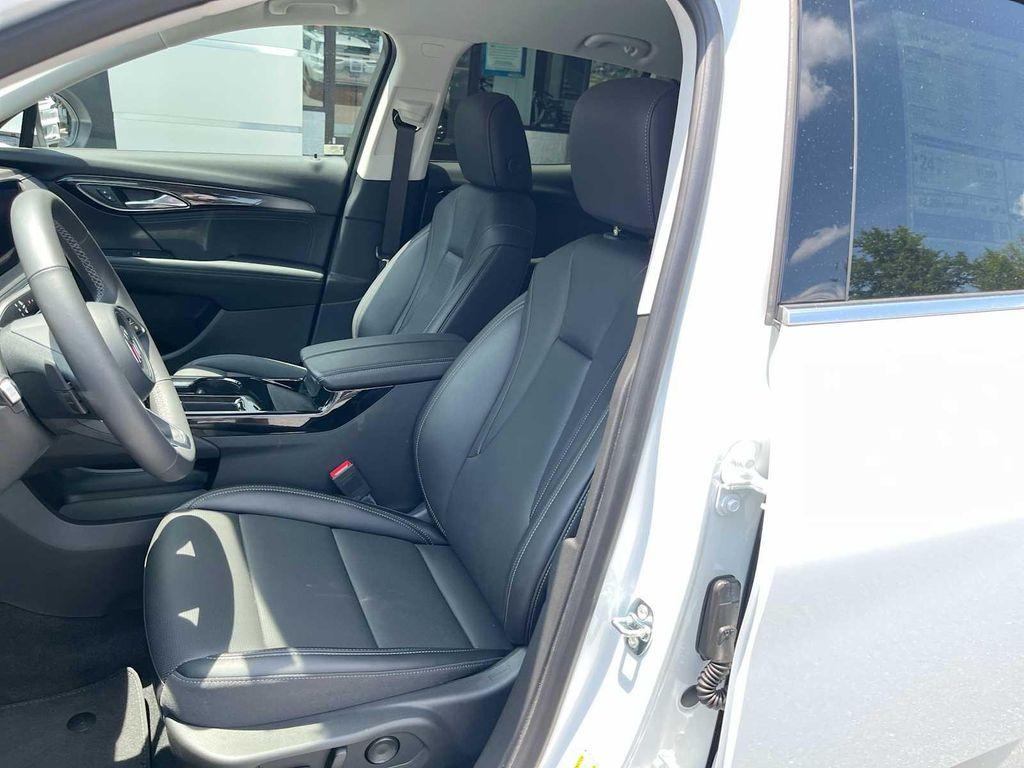 new 2025 Buick Envision car, priced at $39,245