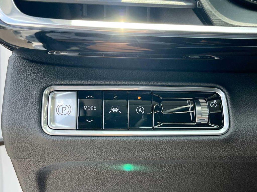 new 2025 Buick Envision car, priced at $39,245