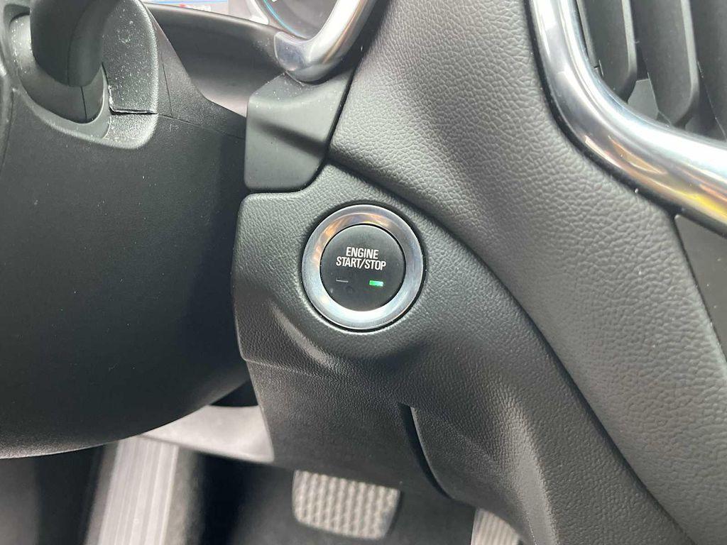 used 2022 Chevrolet Equinox car, priced at $18,318