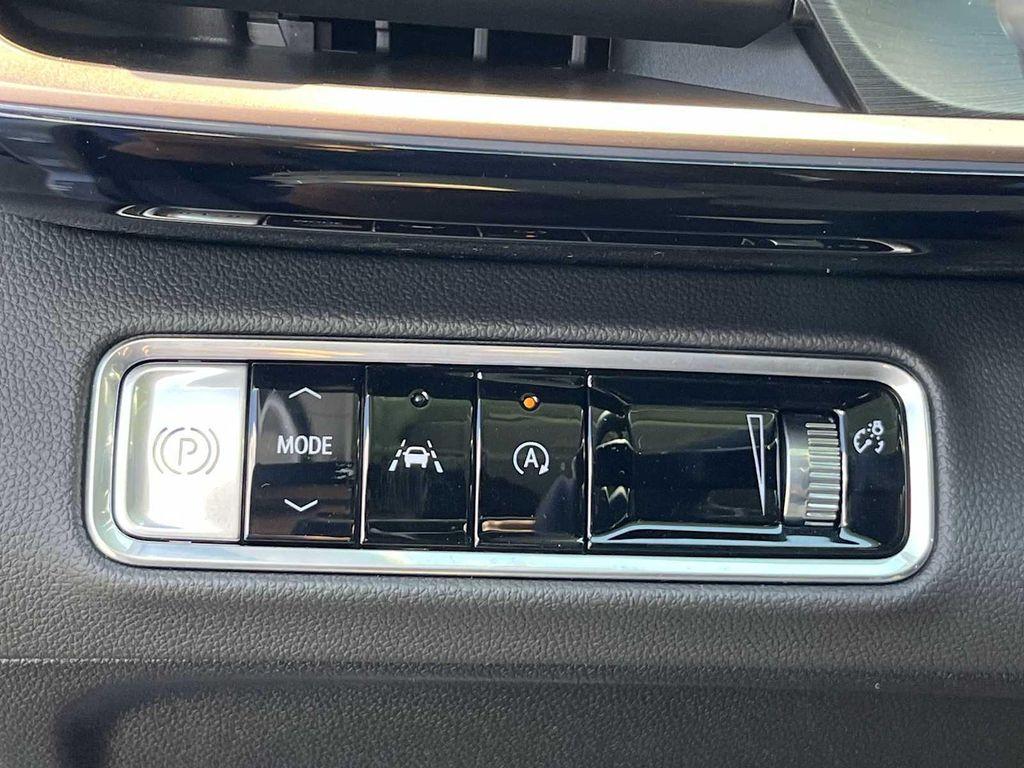 new 2025 Buick Envision car, priced at $45,735