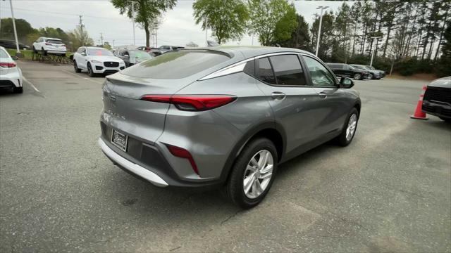 new 2025 Buick Envista car, priced at $26,625