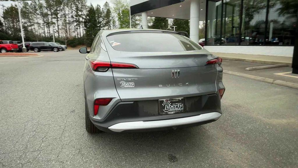new 2025 Buick Envista car, priced at $26,625