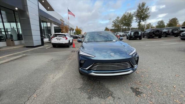 new 2025 Buick Envista car, priced at $25,085