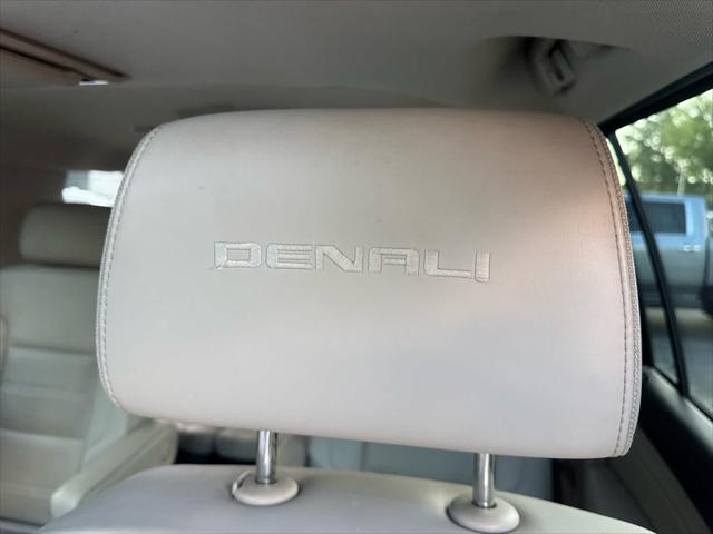 used 2017 GMC Yukon XL car, priced at $28,815
