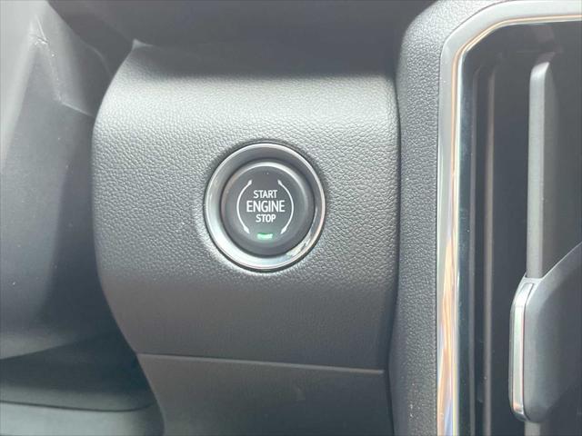 new 2025 GMC Acadia car, priced at $47,715