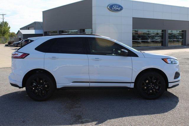 new 2024 Ford Edge car, priced at $33,995