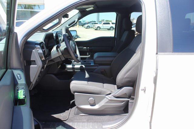new 2025 Ford F-150 car, priced at $39,560