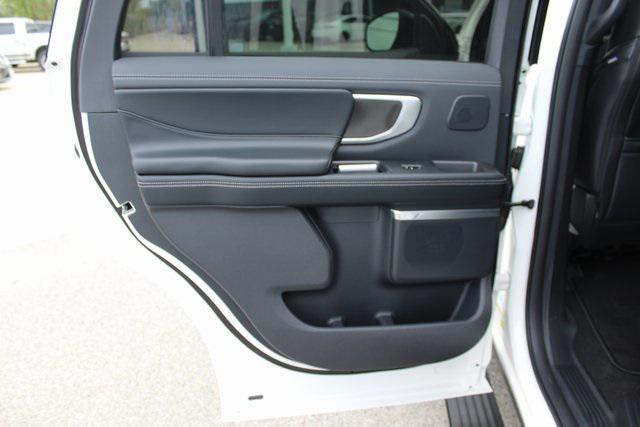 new 2025 Ford Expedition car, priced at $84,691