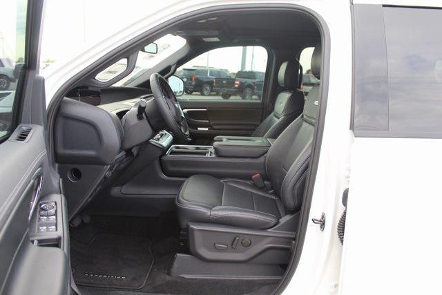 new 2025 Ford Expedition car, priced at $84,691