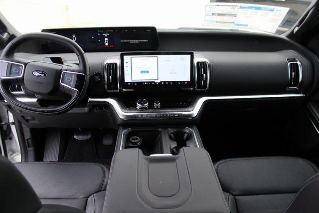 new 2025 Ford Expedition car, priced at $84,691