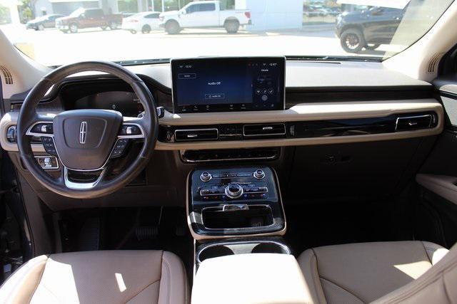 used 2023 Lincoln Nautilus car, priced at $34,994