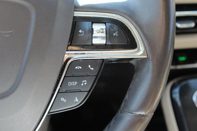 used 2023 Lincoln Nautilus car, priced at $34,994
