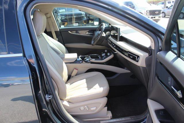 used 2023 Lincoln Nautilus car, priced at $34,994