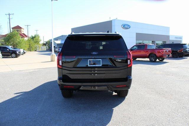 new 2025 Ford Expedition car, priced at $77,882