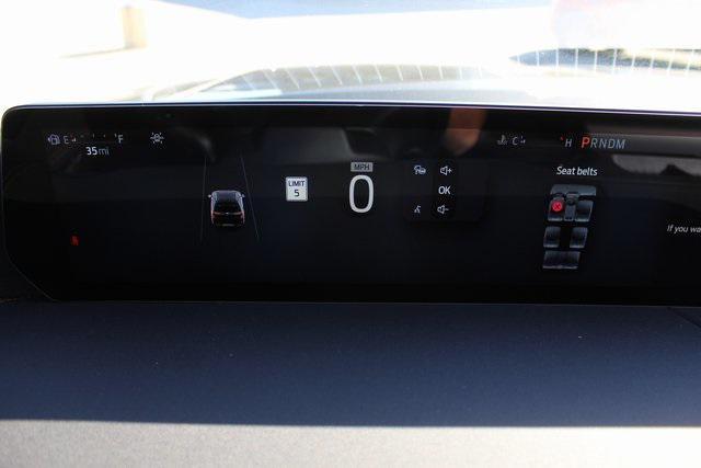 new 2025 Ford Expedition car, priced at $77,882