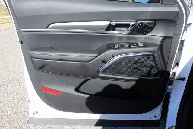 used 2024 Kia Telluride car, priced at $47,995