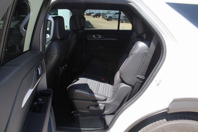 new 2025 Ford Explorer car, priced at $43,378