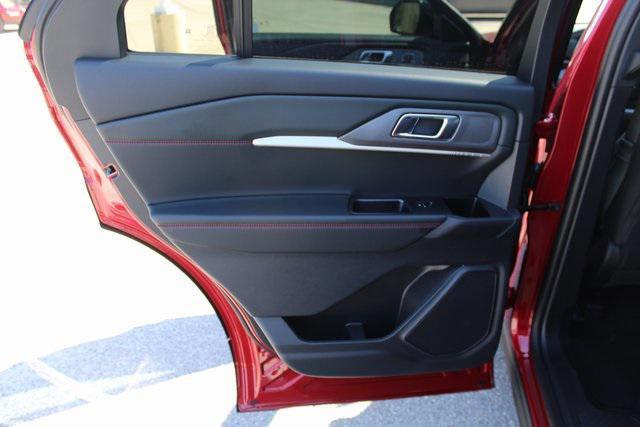new 2025 Ford Explorer car, priced at $42,644