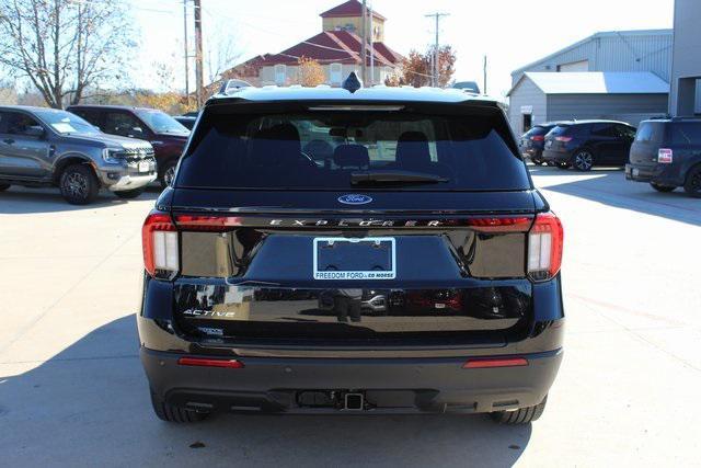 new 2025 Ford Explorer car, priced at $39,850