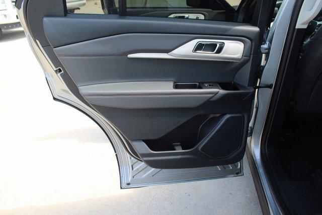 new 2025 Ford Explorer car, priced at $37,492