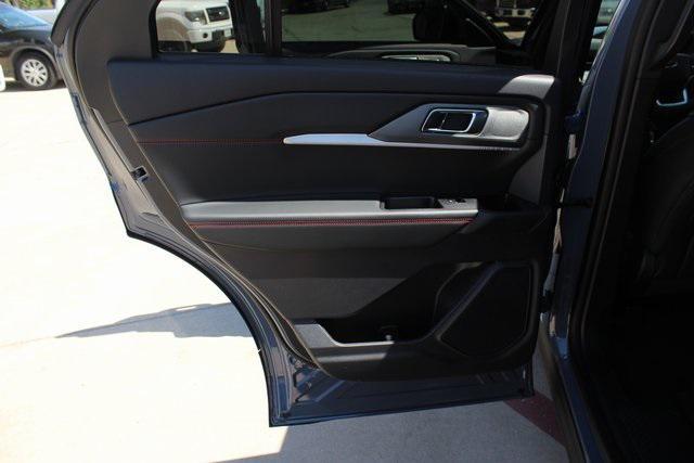 new 2025 Ford Explorer car, priced at $41,655