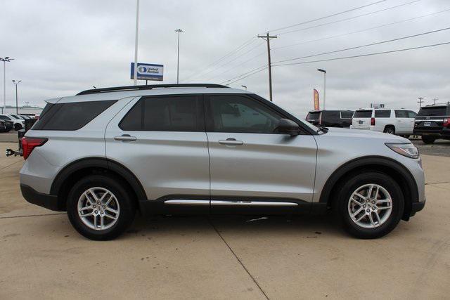 new 2025 Ford Explorer car, priced at $35,495