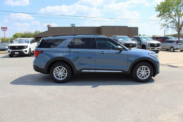 new 2025 Ford Explorer car, priced at $35,556