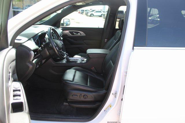 used 2022 Chevrolet Traverse car, priced at $25,994