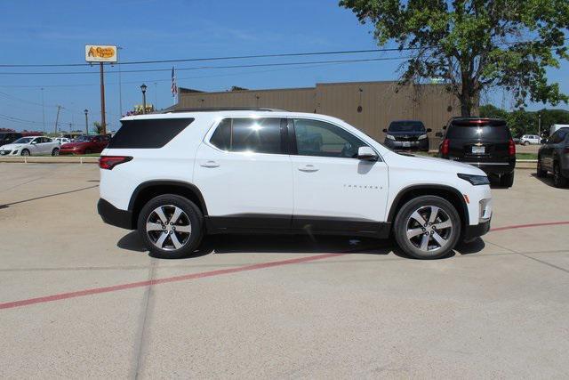used 2022 Chevrolet Traverse car, priced at $25,994