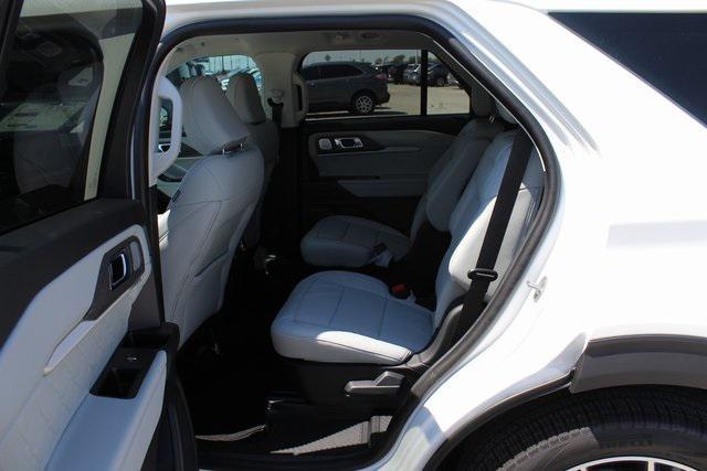 new 2025 Ford Explorer car, priced at $55,496