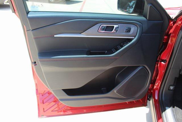 new 2025 Ford Explorer car, priced at $44,031