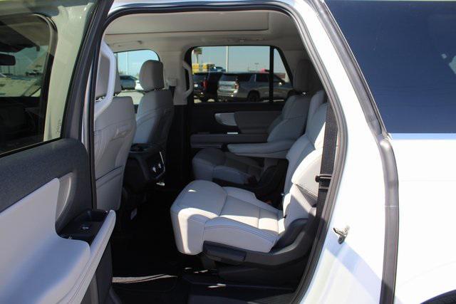 new 2025 Ford Expedition Max car, priced at $68,010