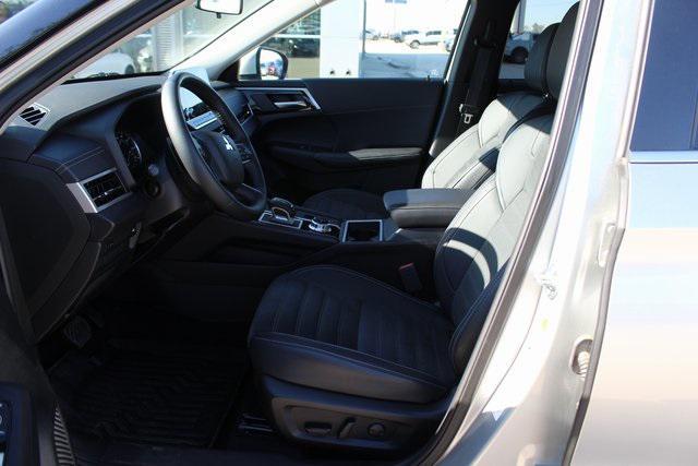 used 2024 Mitsubishi Outlander car, priced at $27,495