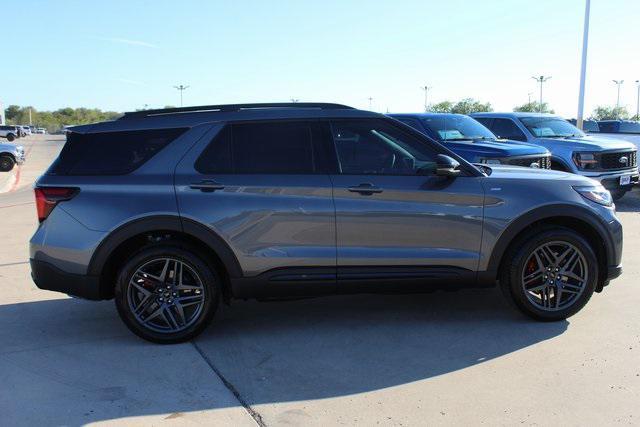 new 2025 Ford Explorer car, priced at $47,995