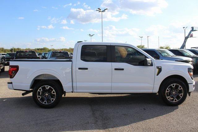 new 2024 Ford F-150 car, priced at $42,995