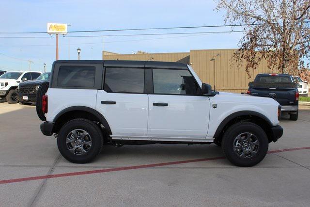 new 2024 Ford Bronco car, priced at $42,652